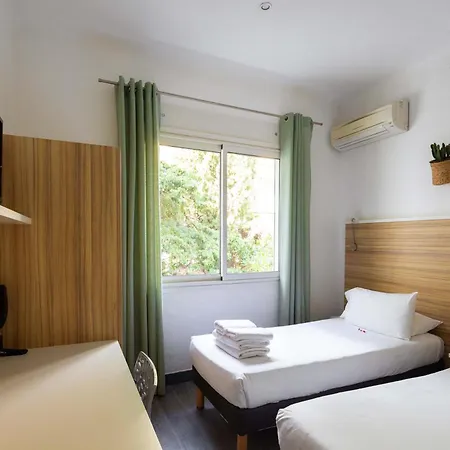 Hotel L'oasis 3*